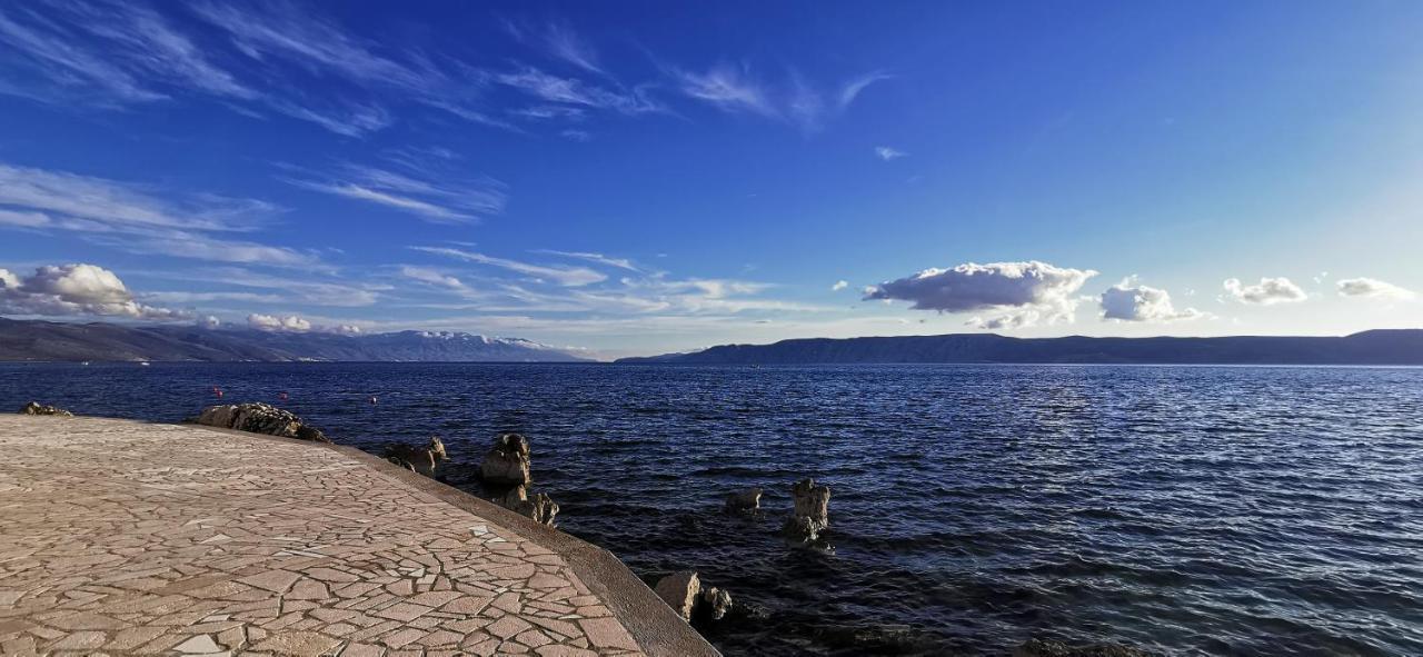 Altstadtvilla BAN's Novi Vinodolski Exteriör bild